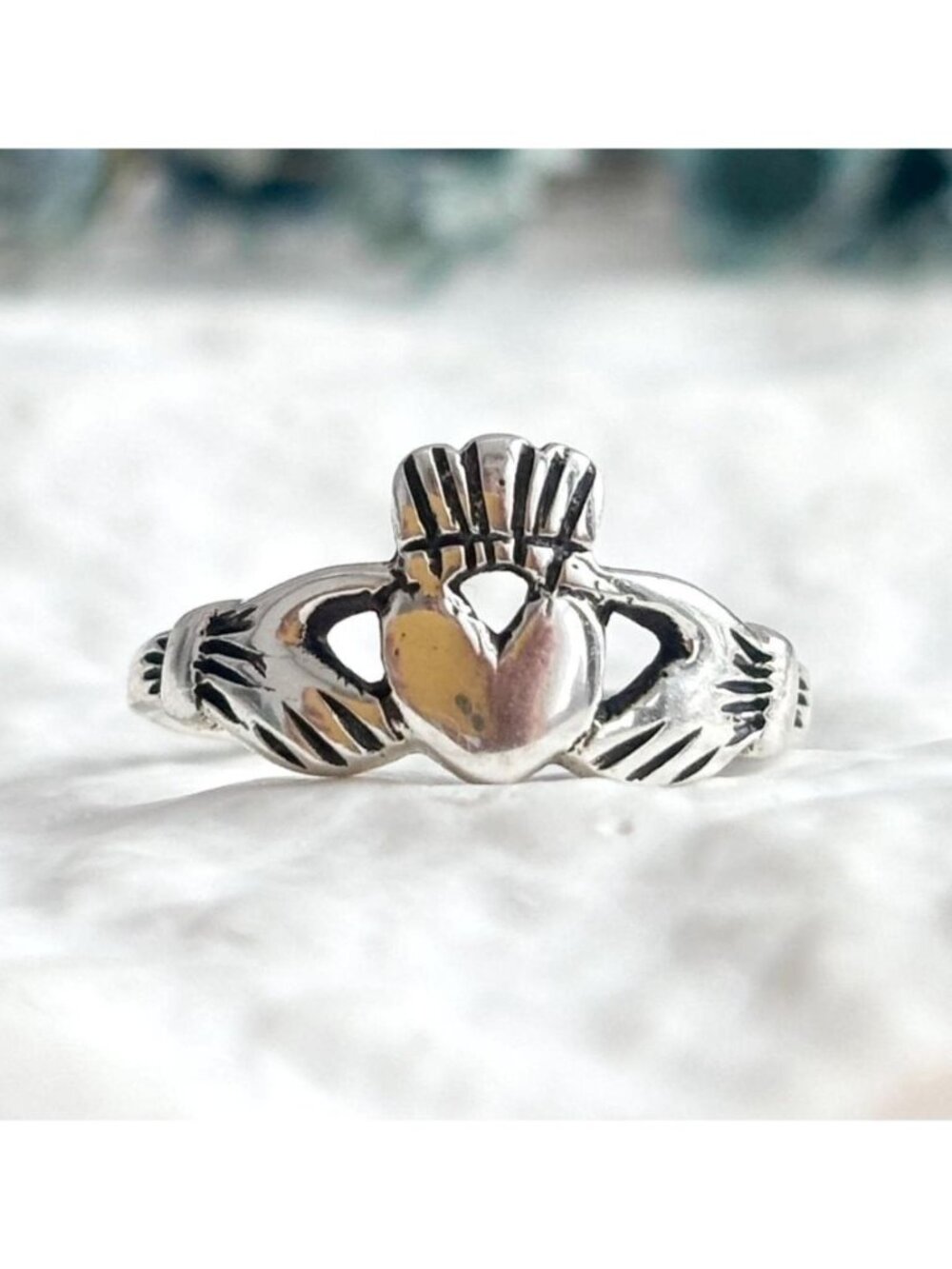 Irish Claddagh Heart Sterling Silver 925 Straight Band Vintage Ring - sz 5.5